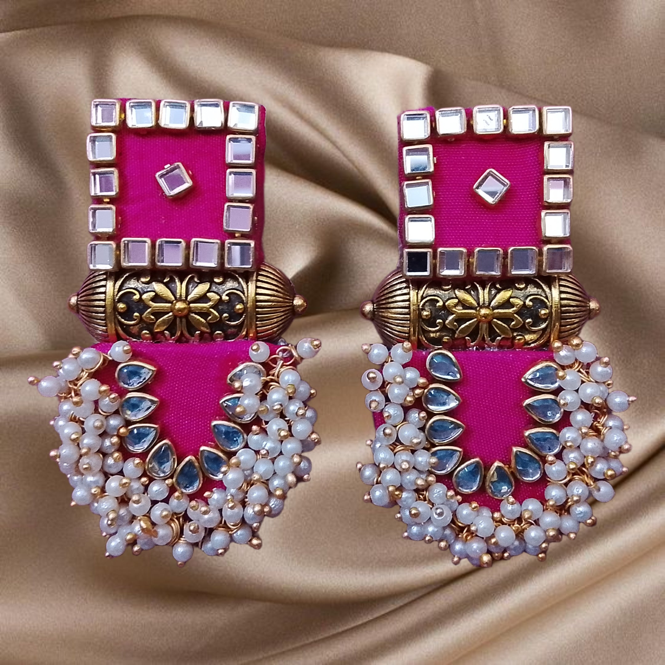 Riwaayat Luxe Earrings