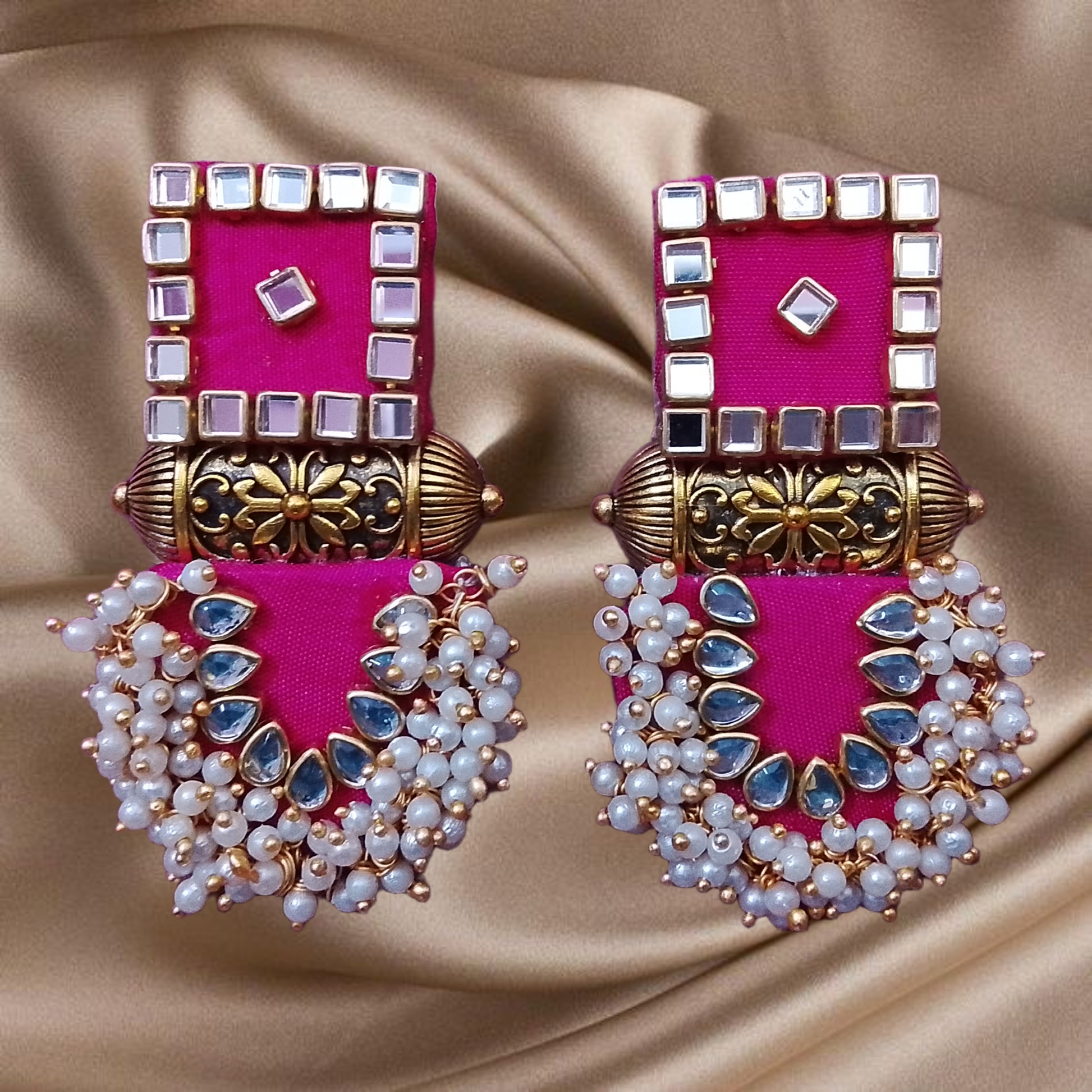 Riwaayat Luxe Earrings