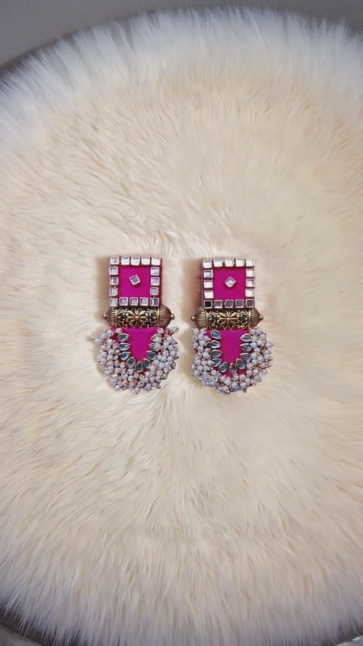 Riwaayat Luxe Earrings