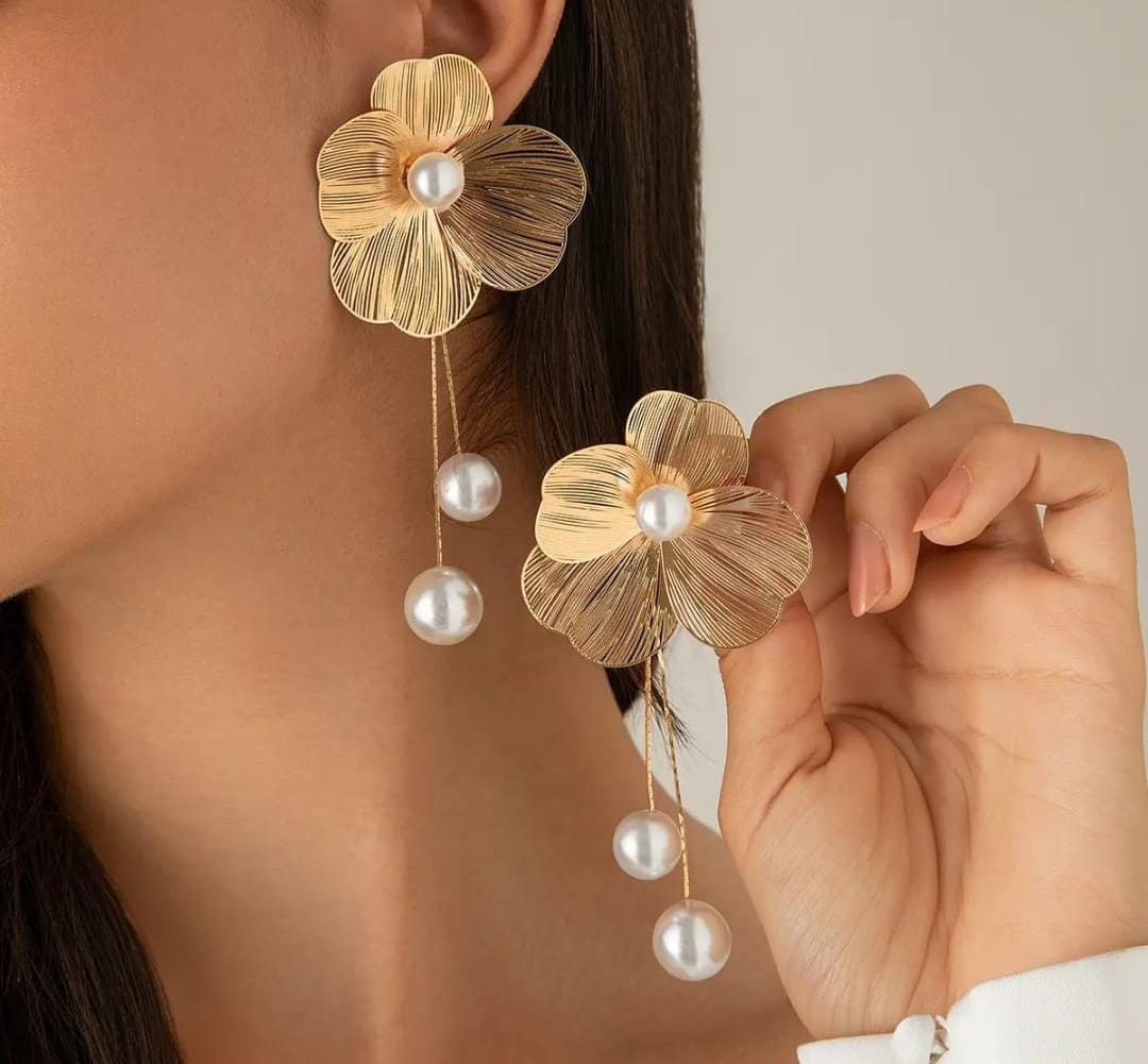 FloraLuxe Earrings